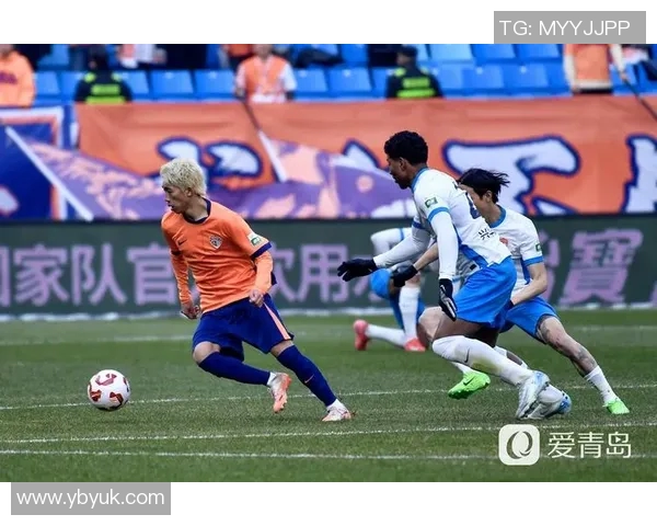 卡扎伊什维利精彩破门助力青岛海牛再创佳绩 卡扎伊什维利精彩破门助力青岛海牛再创佳绩