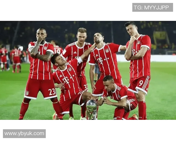 拜仁慕尼黑大胜沃尔夫斯堡，稳坐德甲榜首位置