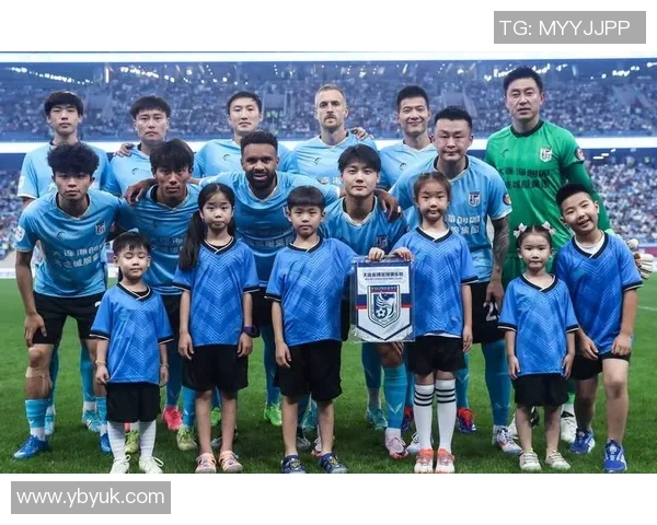 汉堡客场失利，捷克梅斯主场2-0击败对手：足球之夜的经典对决